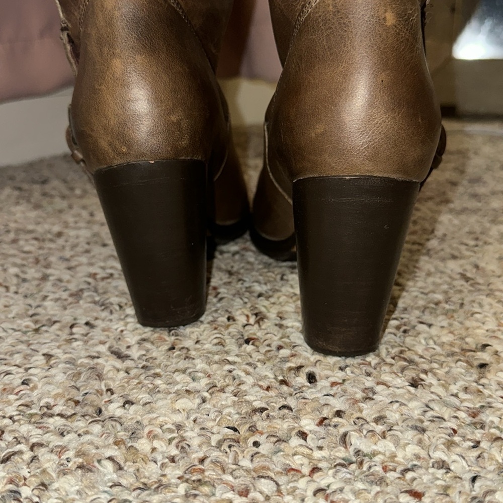 Ariat Gold Coast Distressed Leather Tall Boots Sz 7.5 - Picture 5 of 8